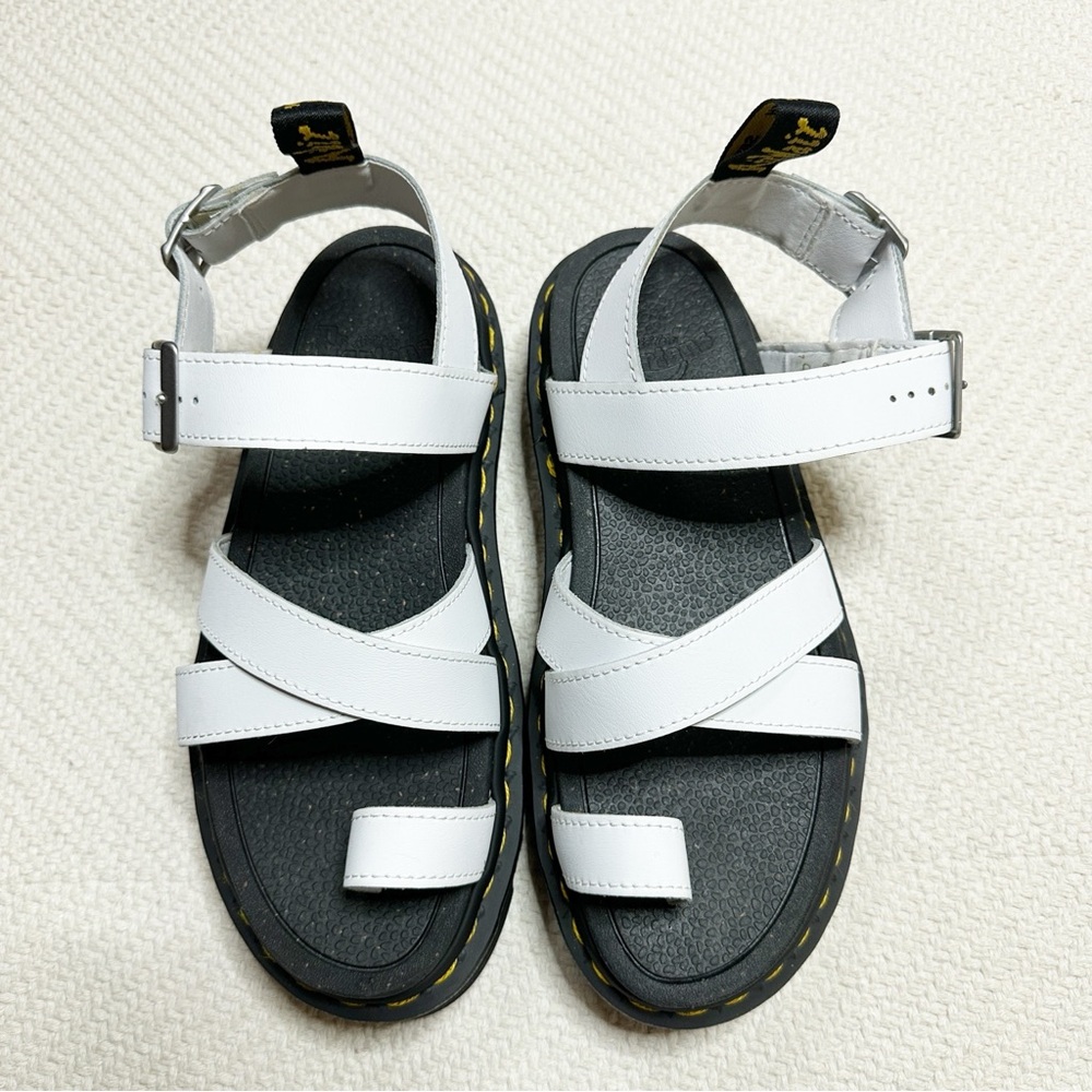 Dr. Martens White And Black Leather Avry Platform Sandals New Size 6